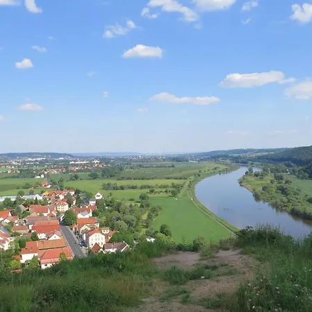 Elbsommer Am Weinberg Apartment *